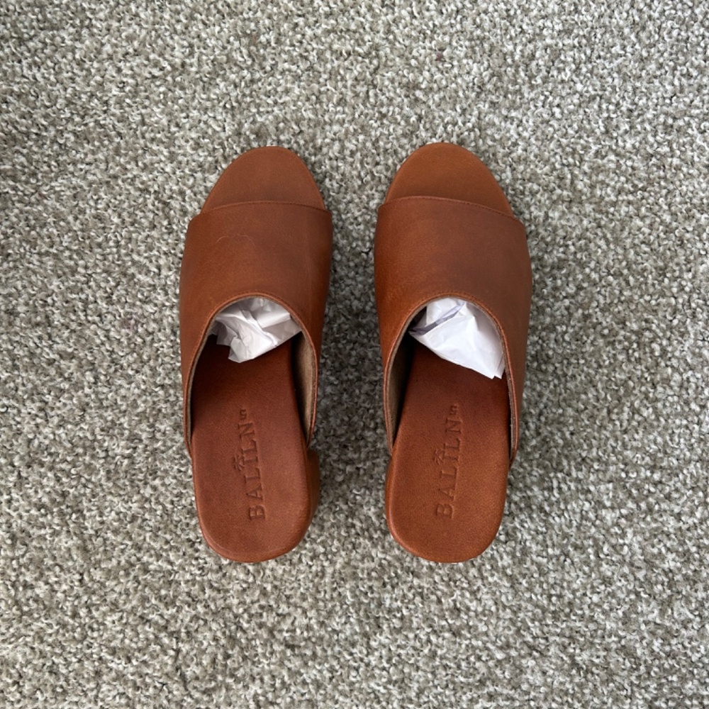 Leather mules - Picture 3 of 3